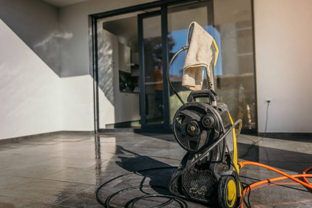 Best Roof Cleaning and Mildew Removal in Glendale, OH